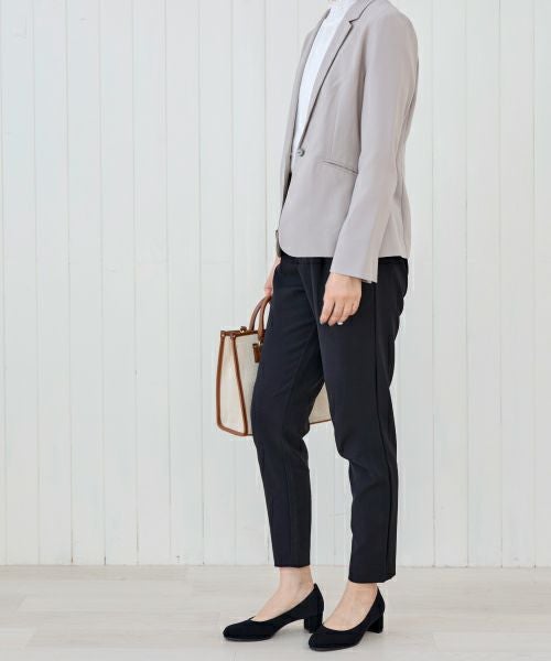 ラウンド撥水サテンパンプス MAR81545